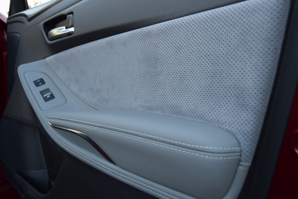 2019 Toyota Avalon Touring
