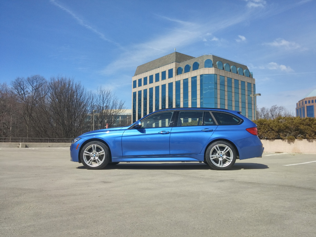 2015-bmw-328i-sport-wagon-estoril-blue-123424-1200x900