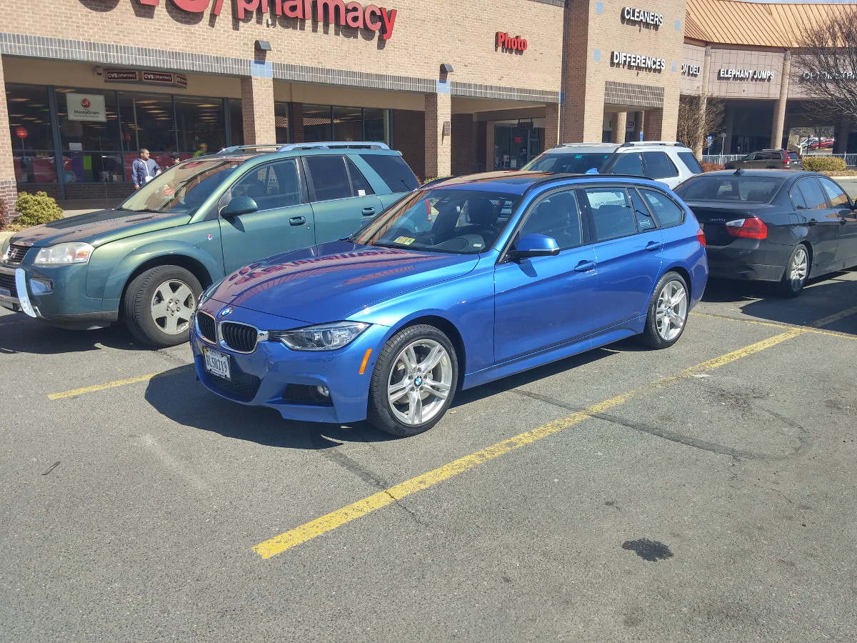 2015-bmw-328i-sport-wagon-estoril-blue-124921-1200x900