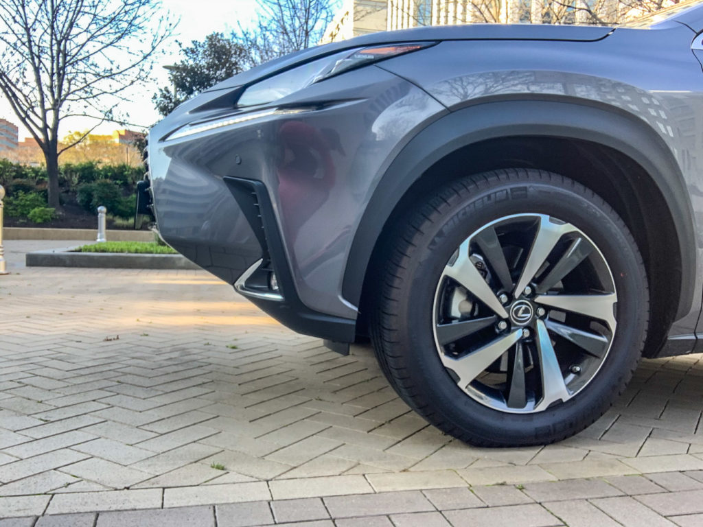 Lexus NX300h Luxury