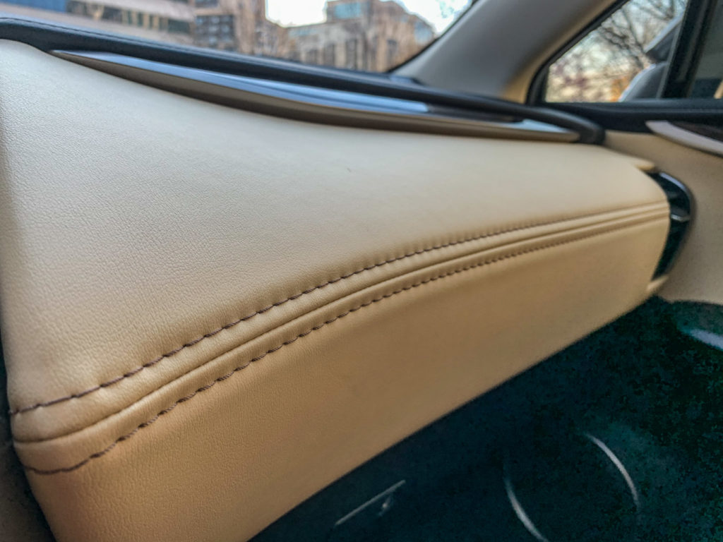 Lexus NX300h Luxury